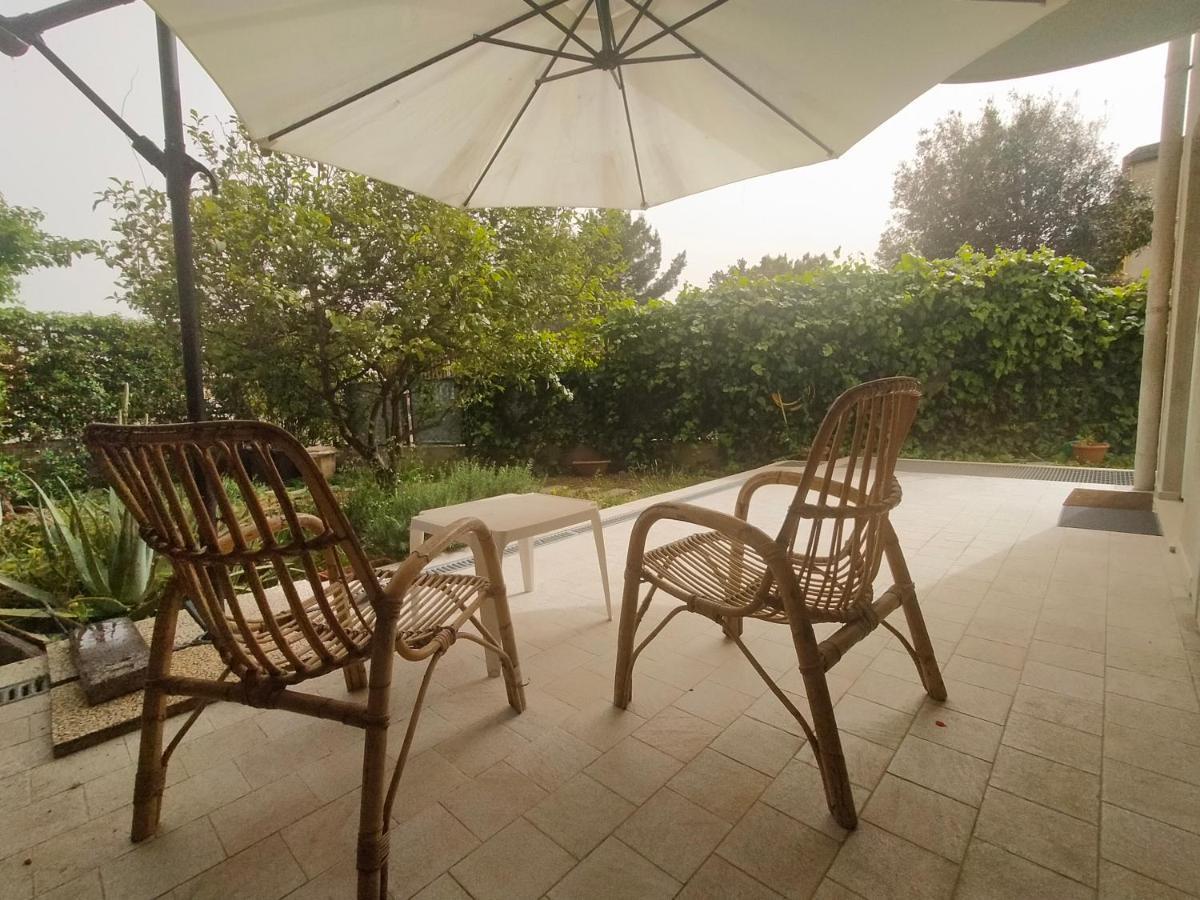 Apartment In Sardinia Decimomannu Exterior foto
